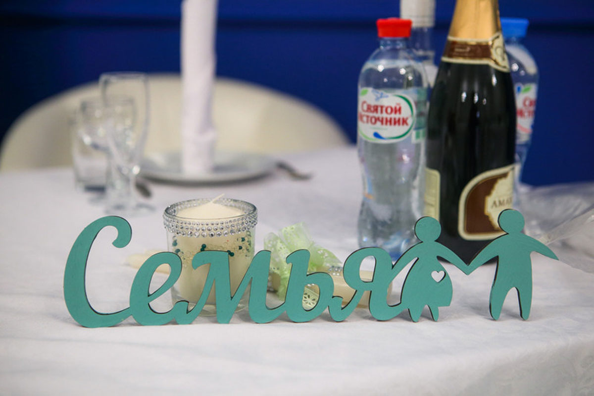 Основной зал — банкетный зал Кафе Возрождение, фото