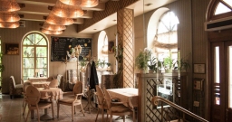 Основной зал