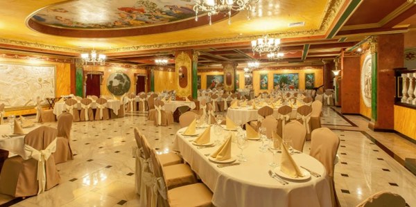 Банкетный зал Мано