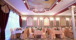 Основной зал