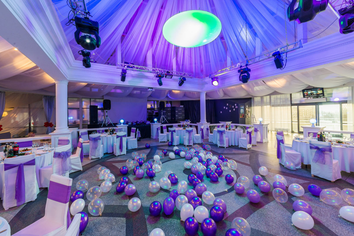 Основной зал — Ресторан ПАККЕРИ