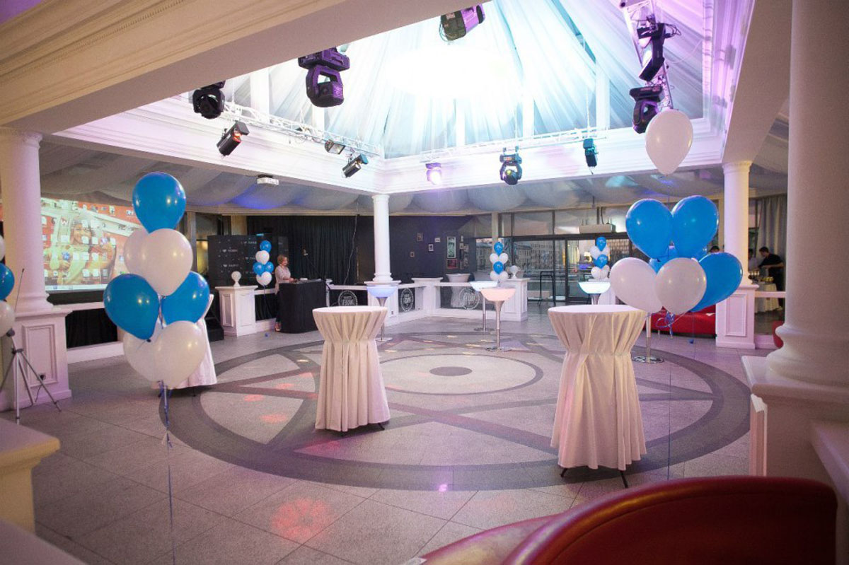 Основной зал — Ресторан ПАККЕРИ