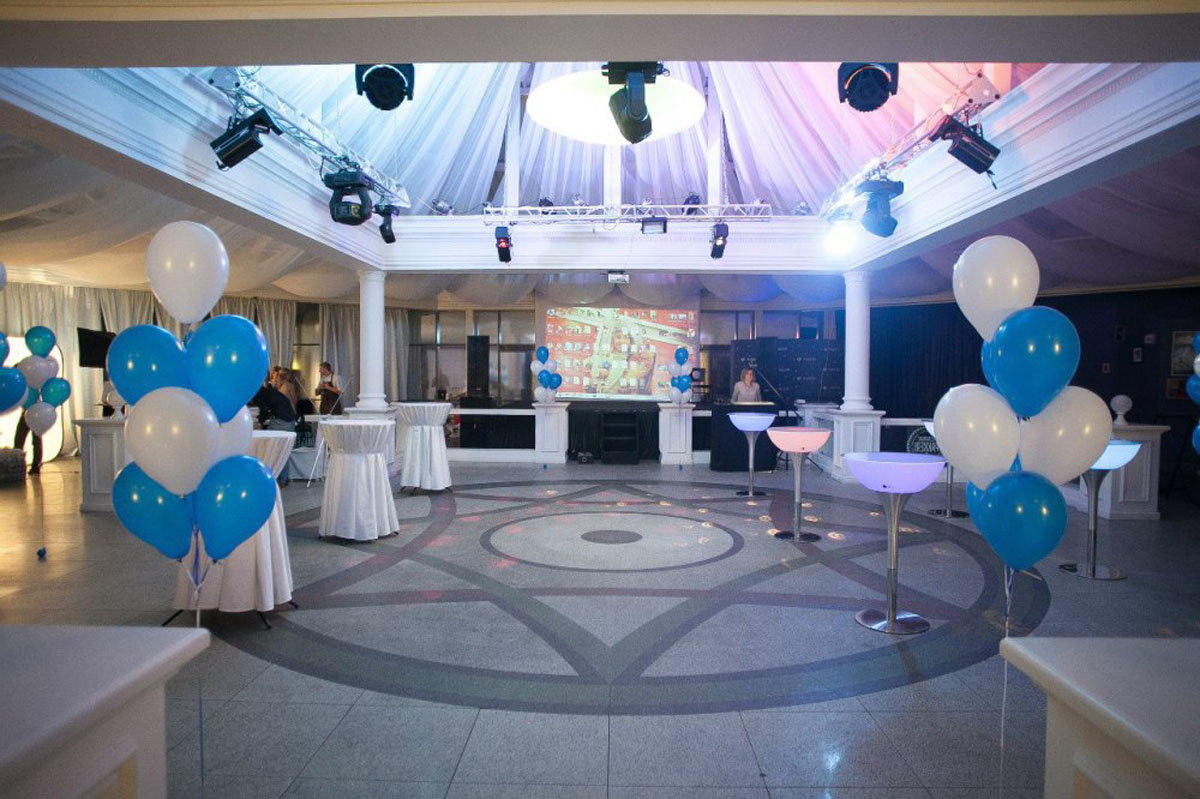 Основной зал — Ресторан ПАККЕРИ