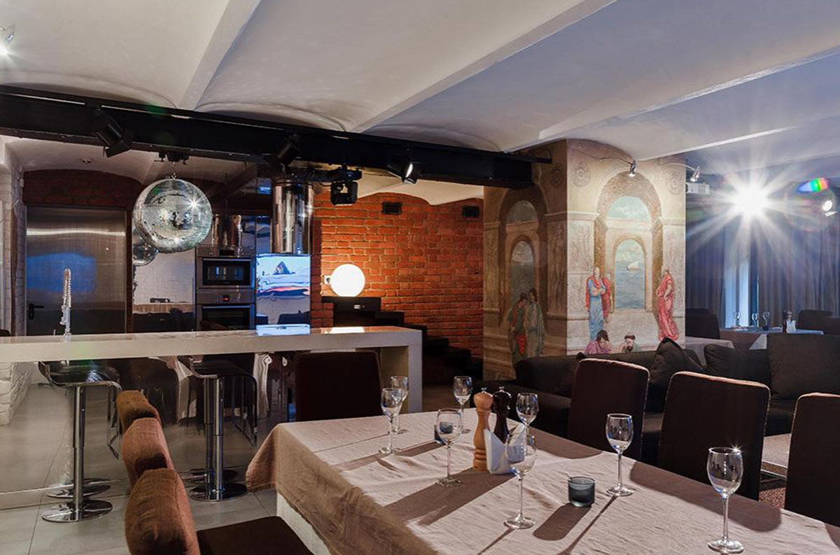 Зал на 25 человек — Приют Холостяка