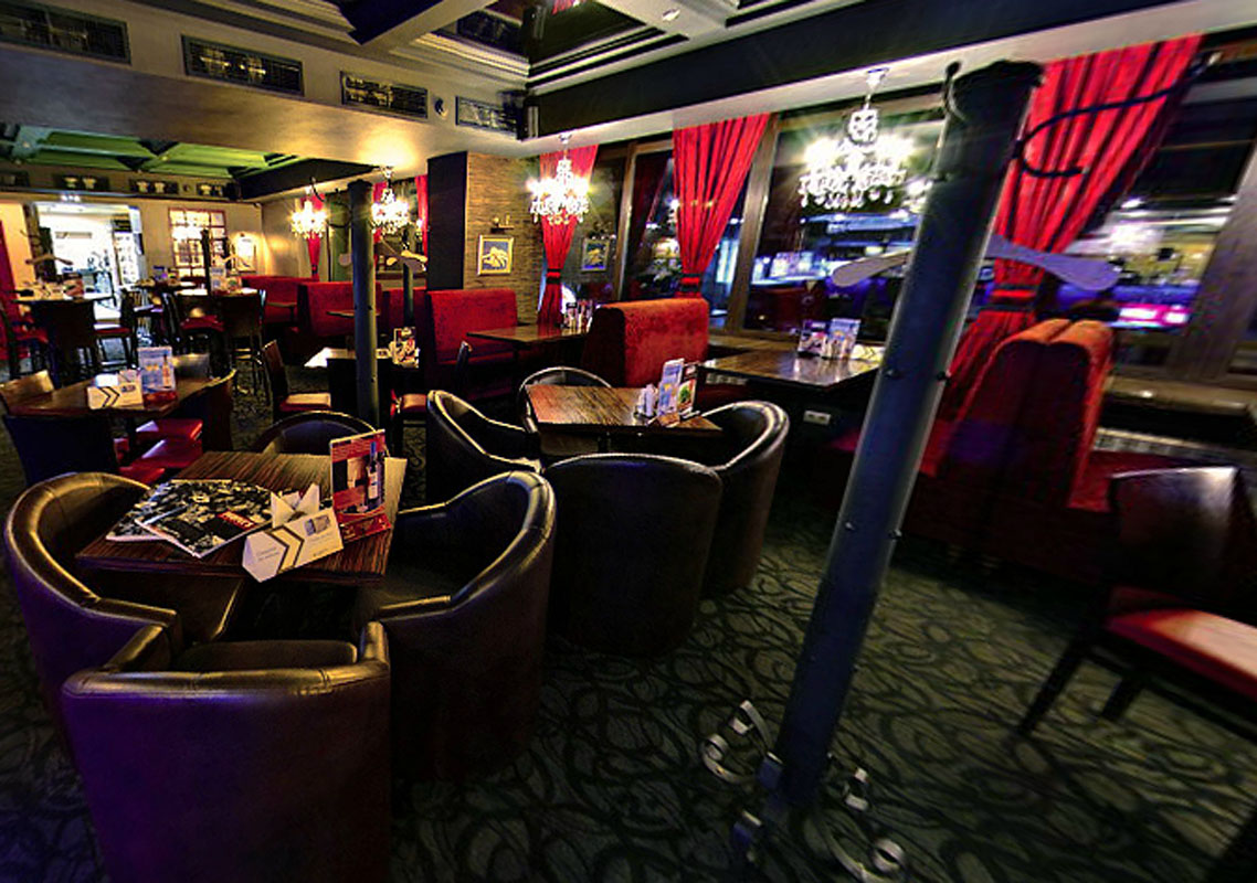 Основной зал — People`s