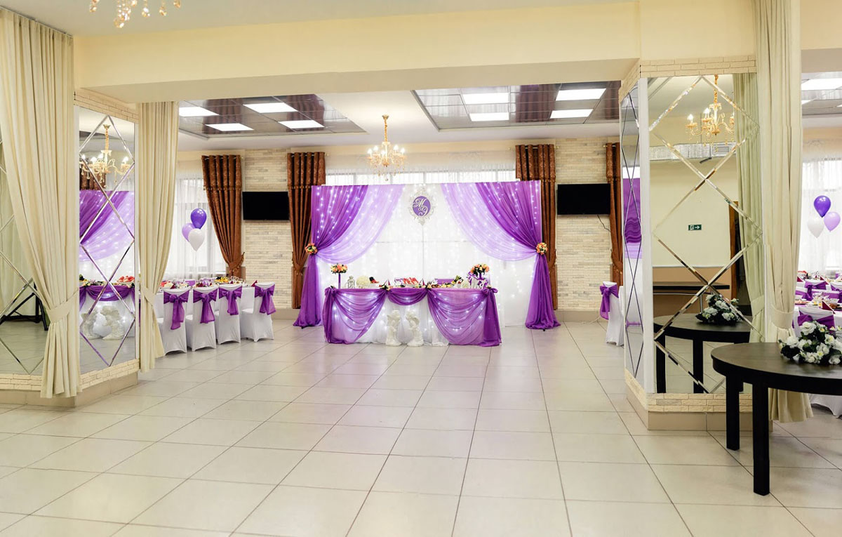 Зал на 100 человек — Колобок