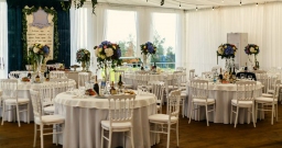 Основной зал