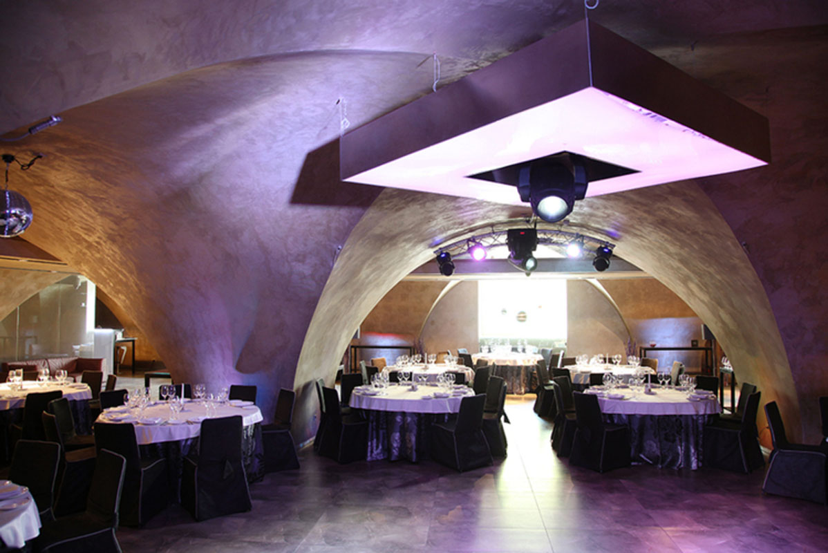 Основной зал — Банкетный ресторан Академия