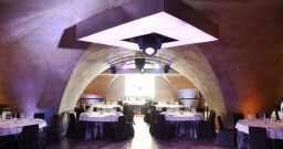 Основной зал