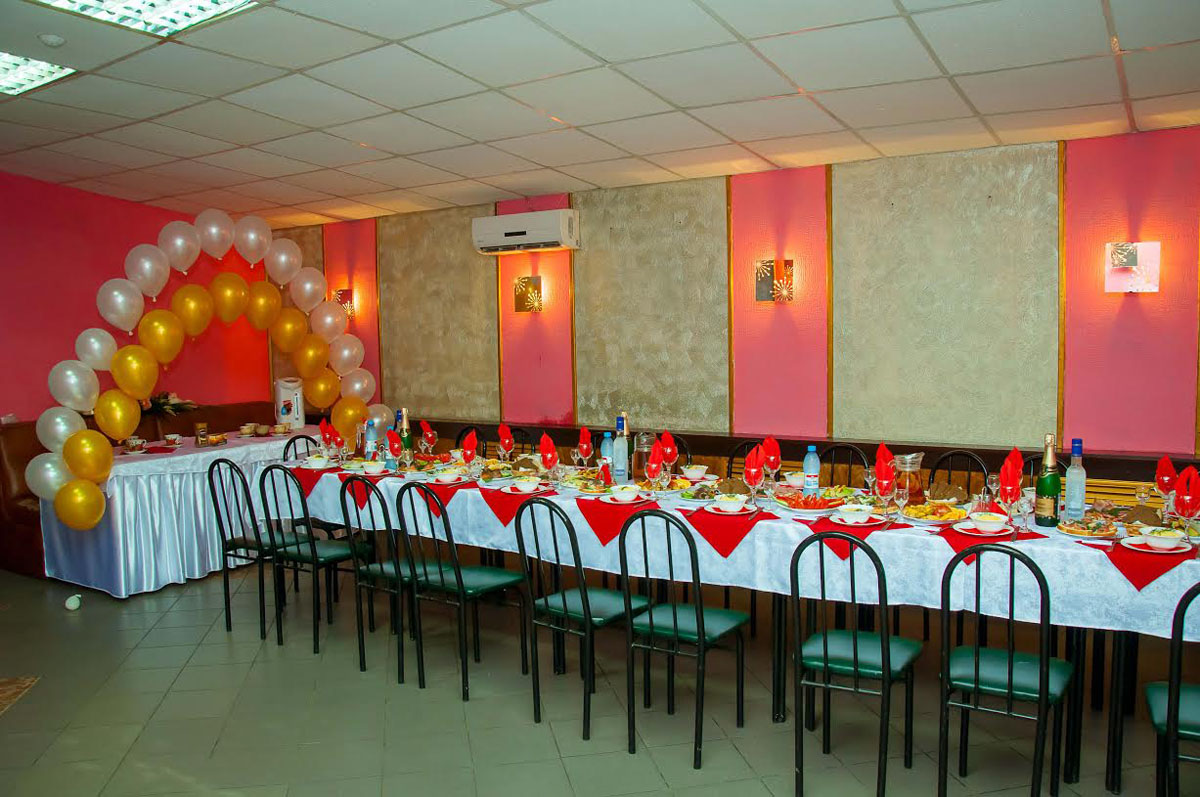 Основной зал — Олан