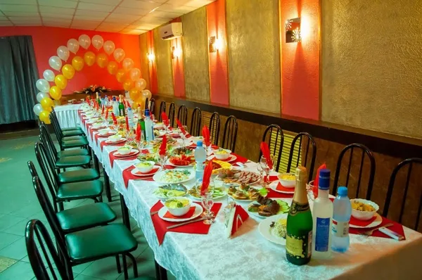 Основной зал