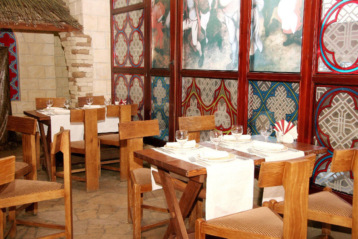 Зал на 50 человек — Подворье замка