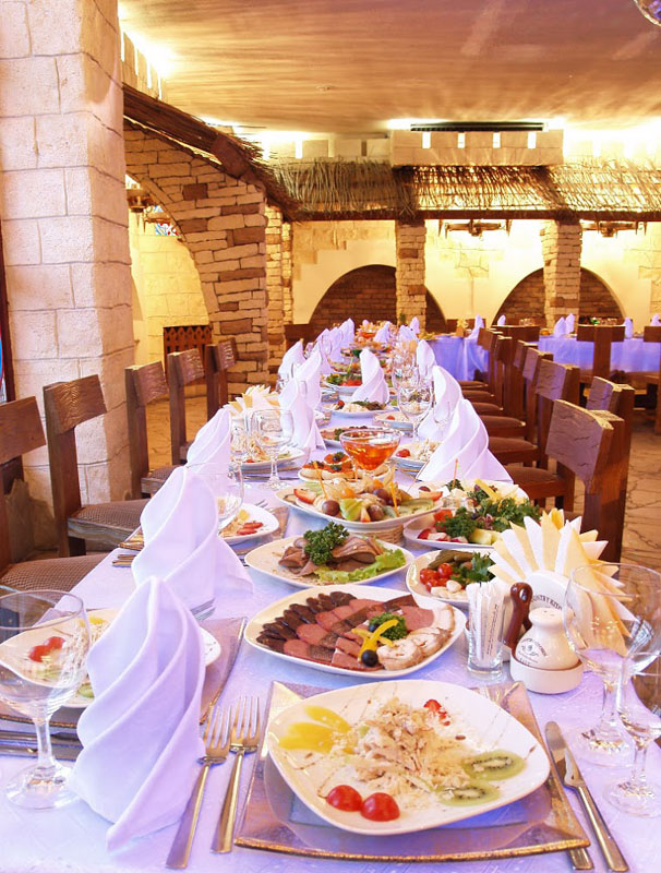 Зал на 50 человек — Подворье замка