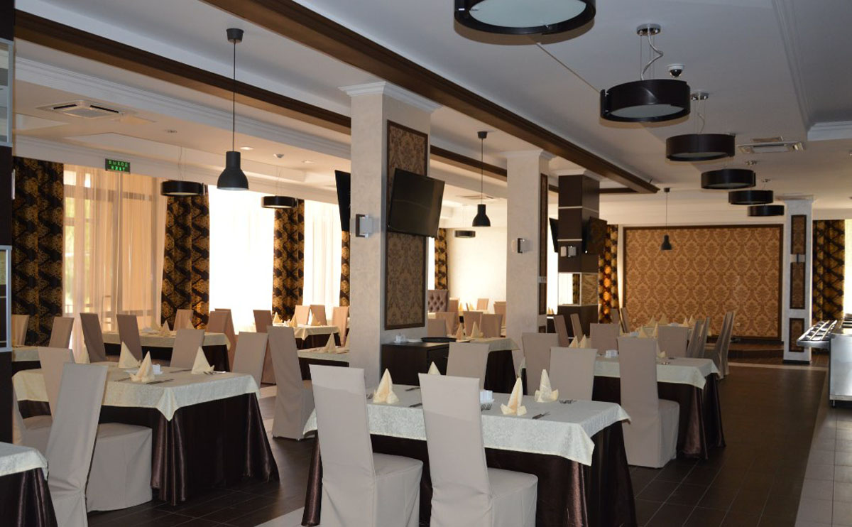 Зал на 100 человек — Давыдов