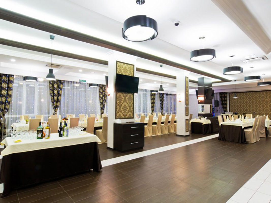 Зал на 100 человек — Давыдов