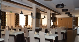 Зал на 100 человек