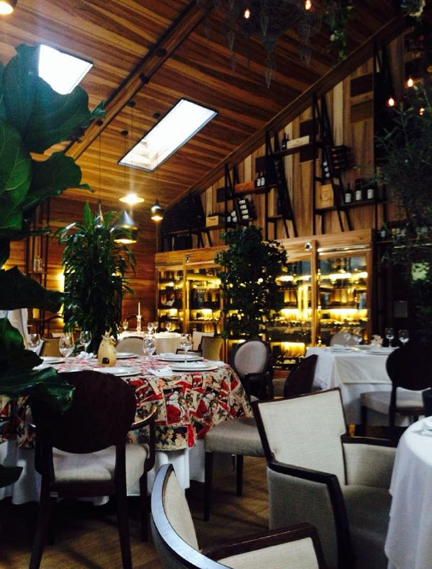 Зал на 65 человек — Пир