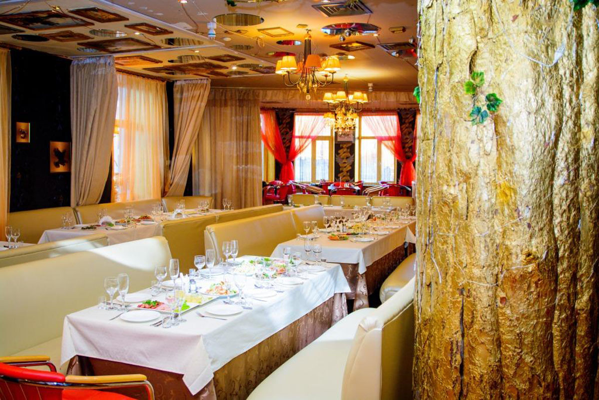 Зал на 100 человек — Цезарь