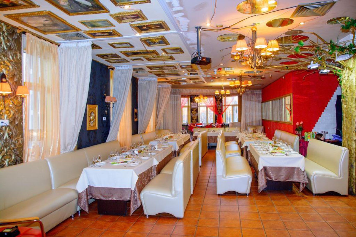 Зал на 100 человек — Цезарь