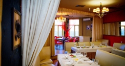 Зал на 100 человек — подробнее о зале