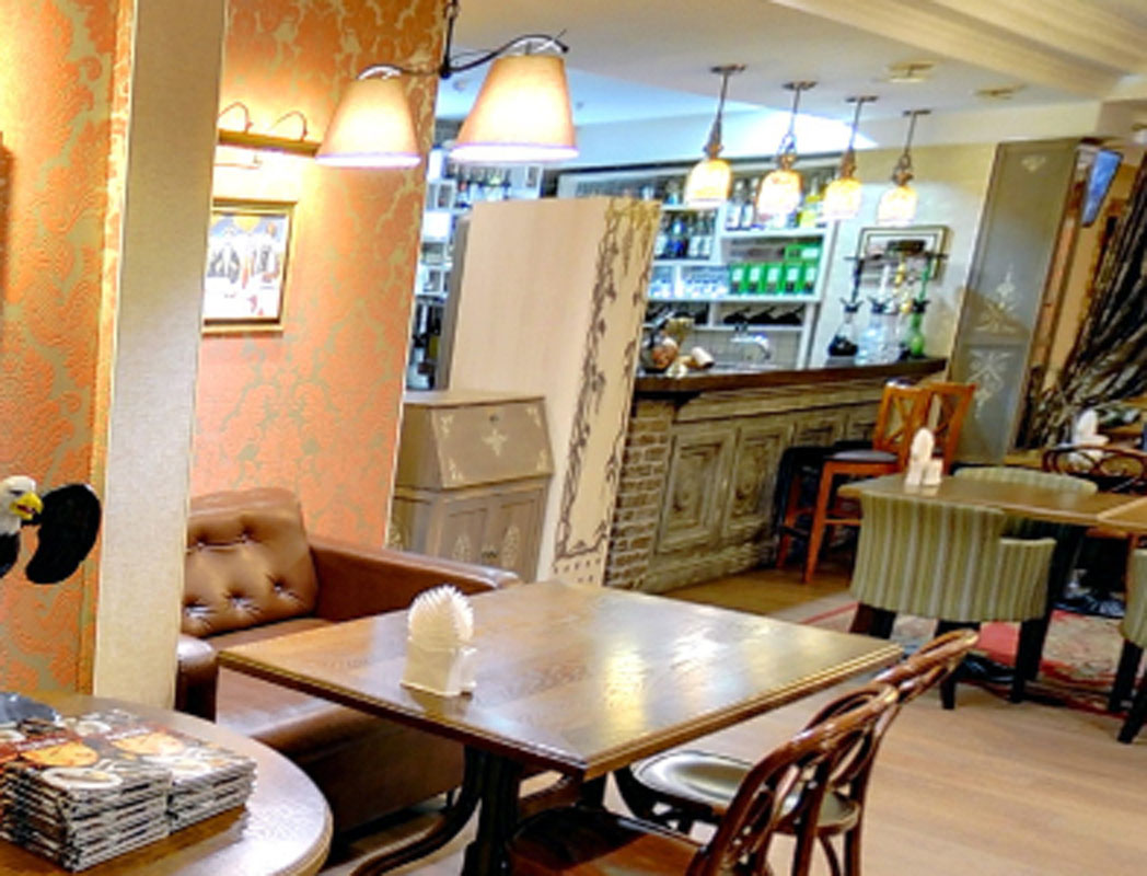 Основной зал