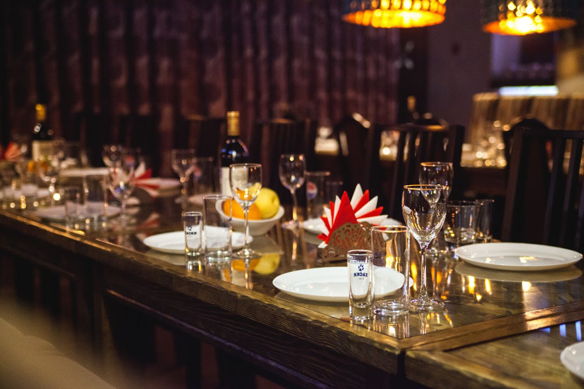 Основной зал — Султан