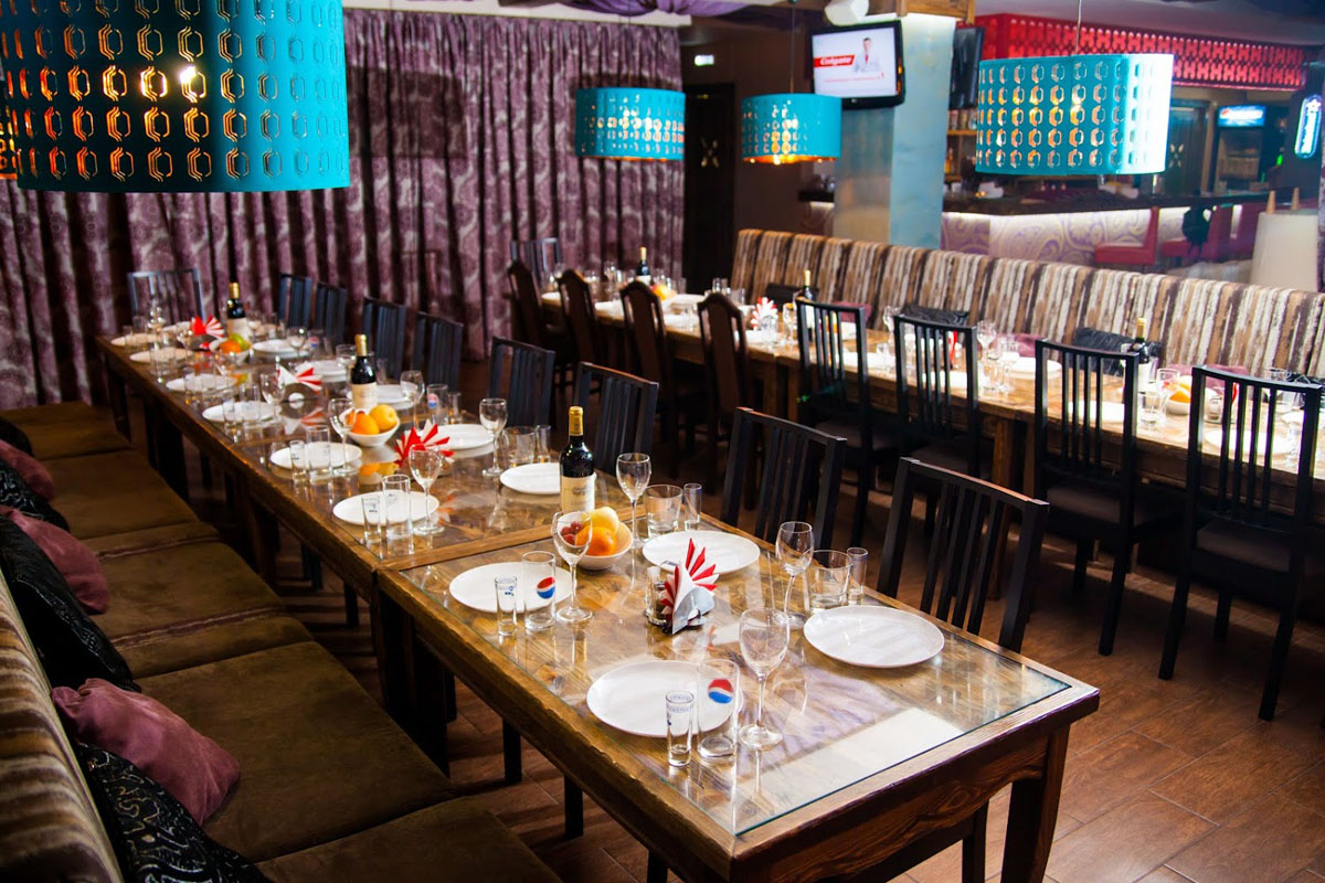 Основной зал — Султан