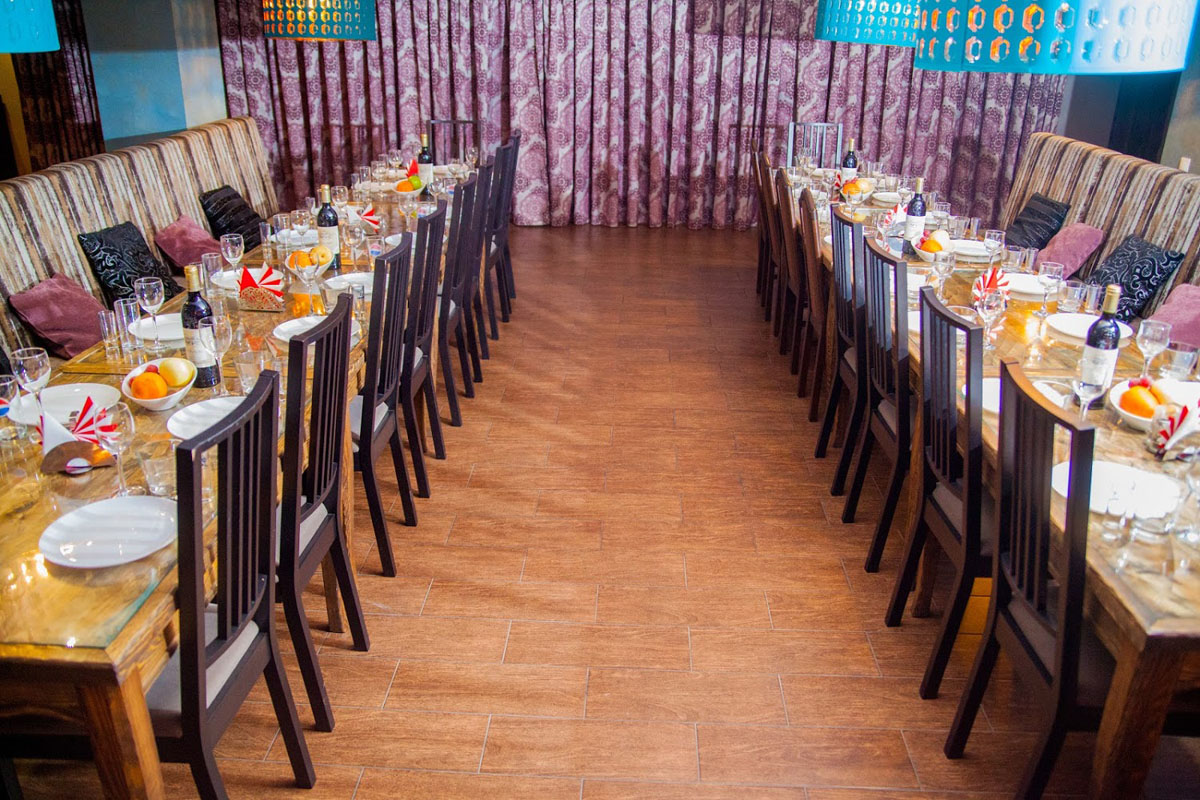 Основной зал — Султан