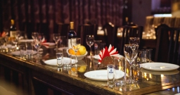 Основной зал — интерьер зала