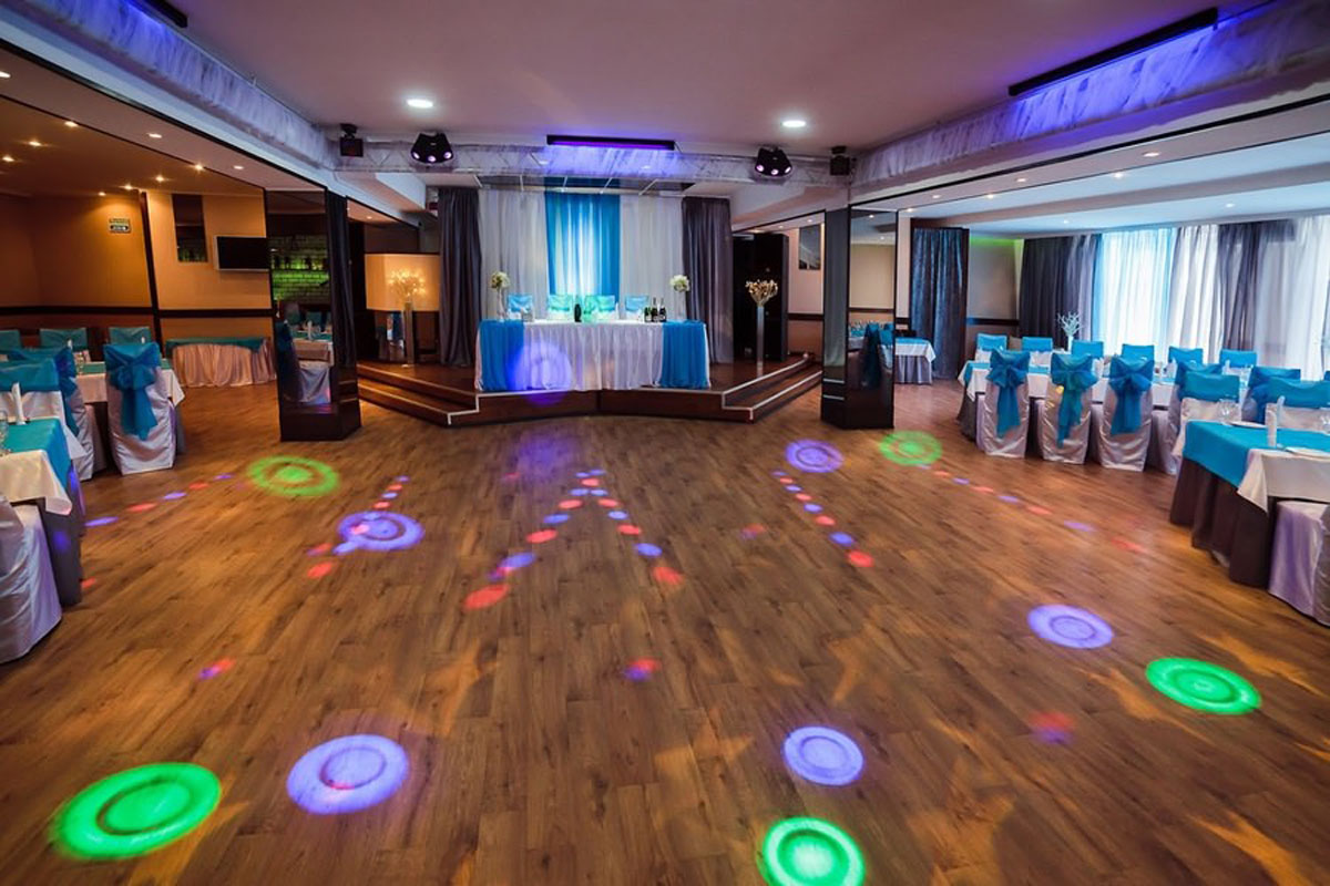 Зал на 80 человек