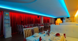 Основной зал — интерьер зала