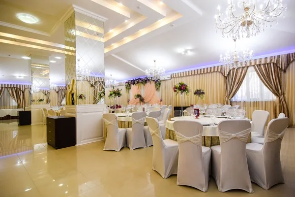 Основной зал — подробнее о зале