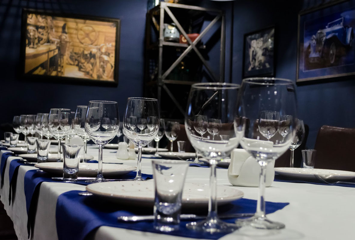 Основной зал — Наш Гараж