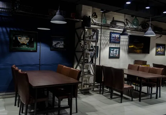 Основной зал