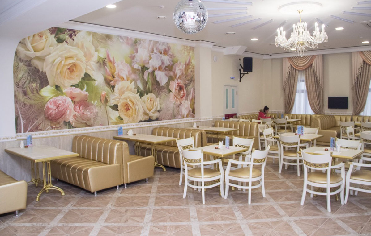 Зал на 70 человек — Брийон