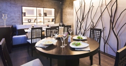 Основной зал — интерьер зала