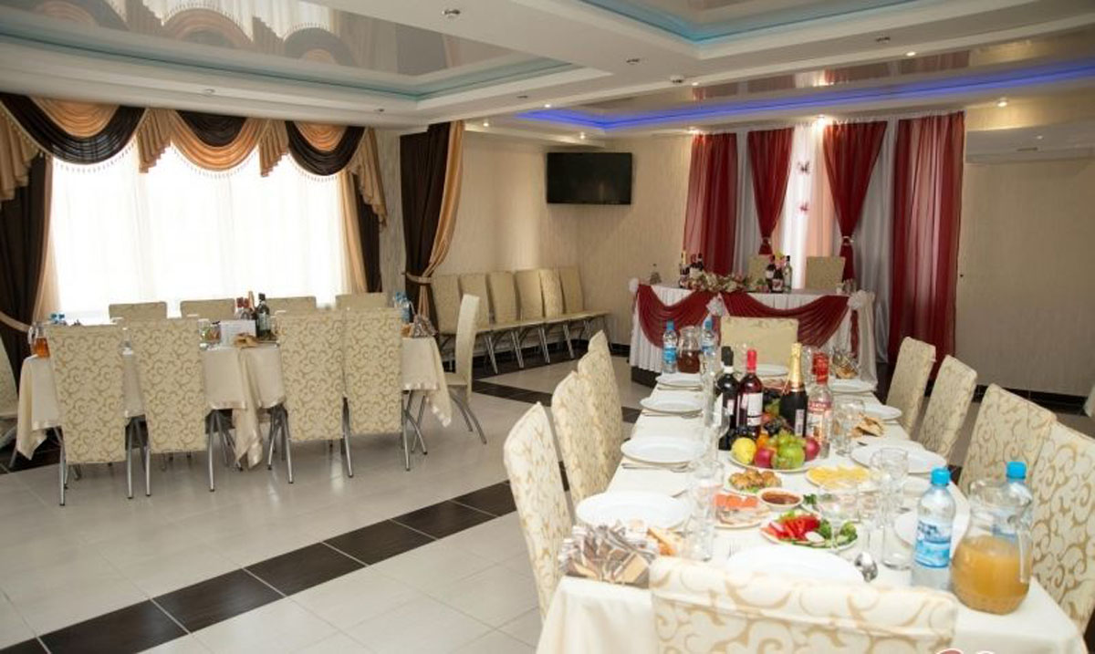 Зал на 150 человек — Баскал у Сиявуша