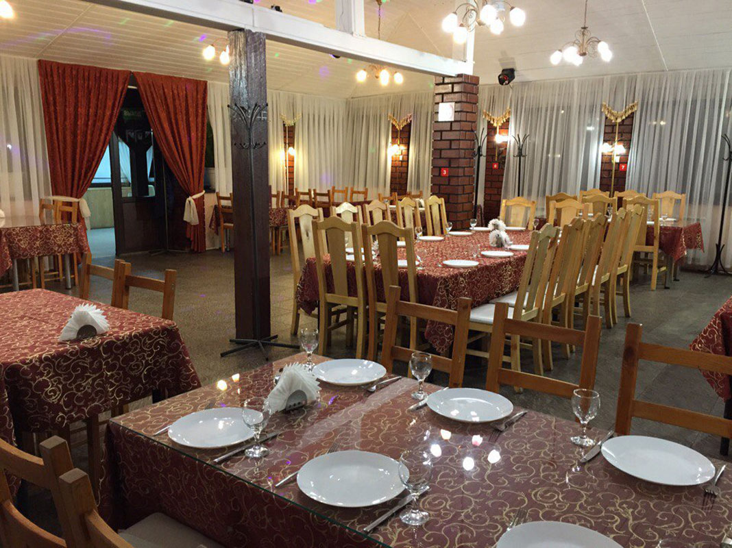 Зал на 75 человек — Гурман