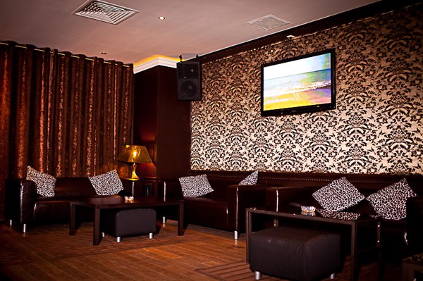 Логотип Жираф Лаундж