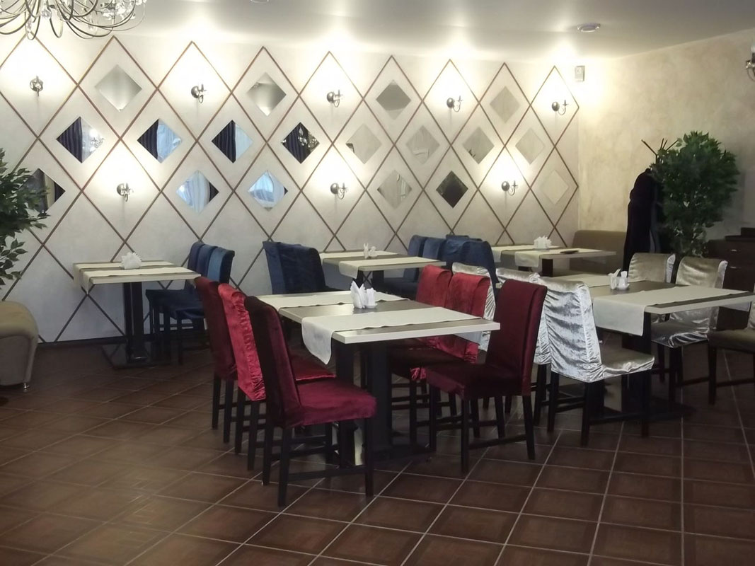 Зал на 65 человек — София