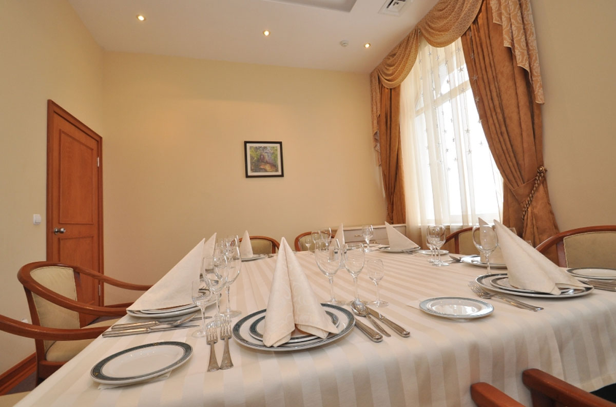 Зал на 10 человек