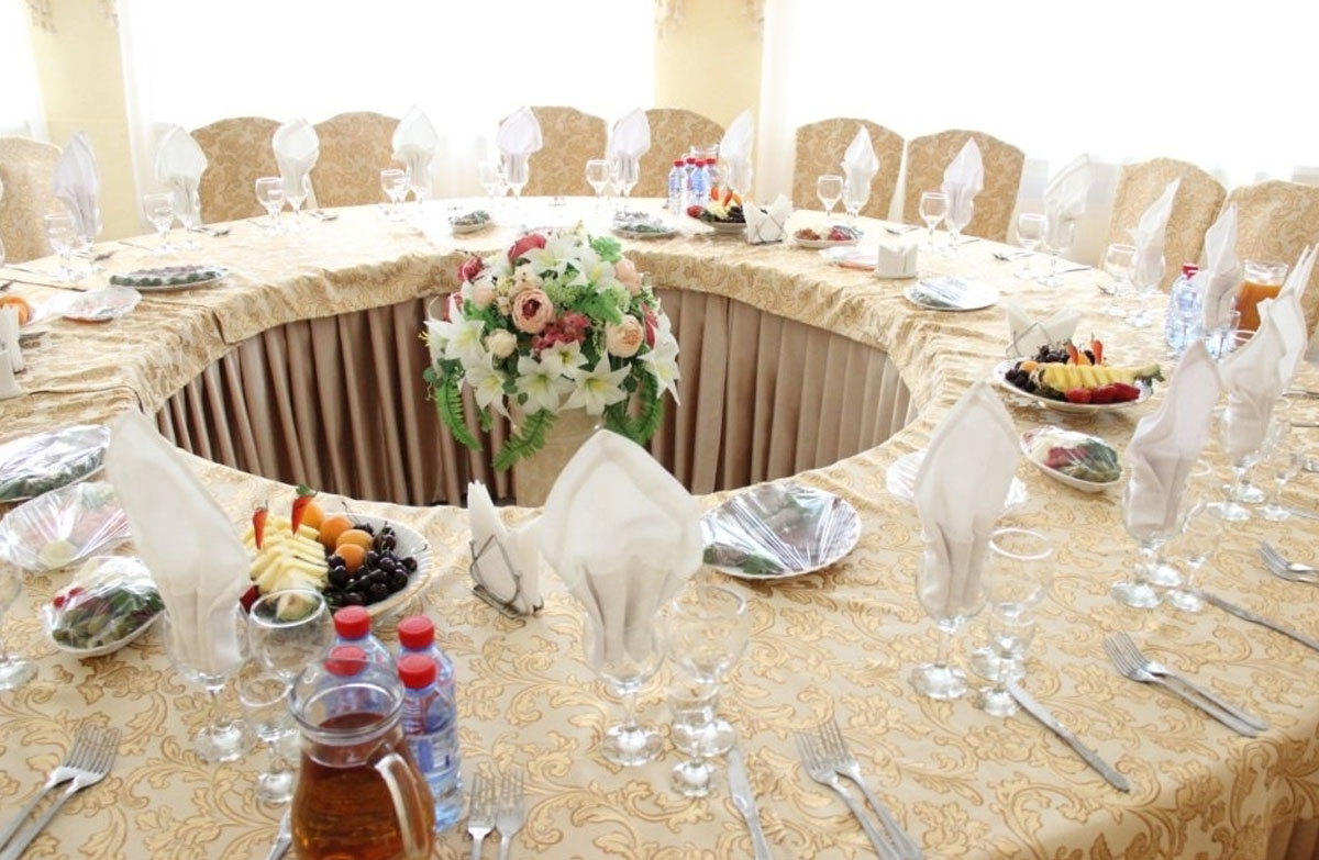 Зал на 30 человек — Сосновая роща