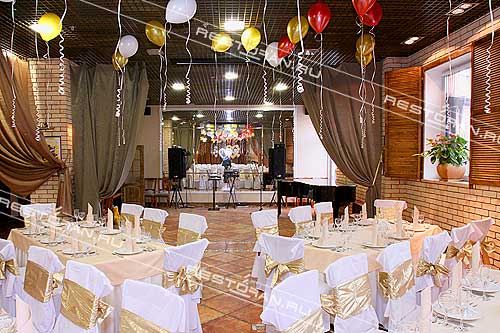 Большой зал "Гурман" — кафе "Гурман"