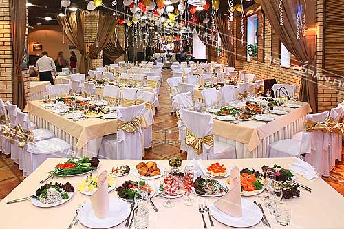 Большой зал "Гурман" — кафе "Гурман"