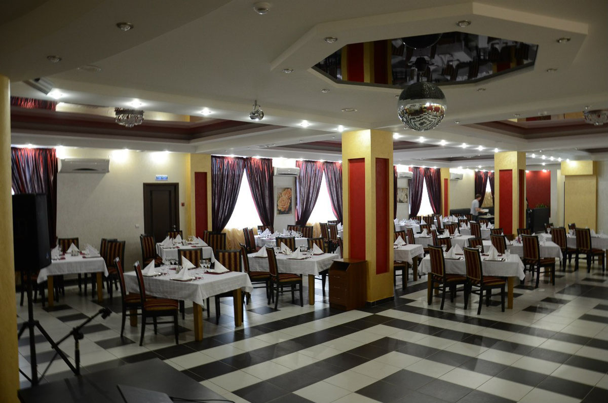 Зал на 150 человек — Аура