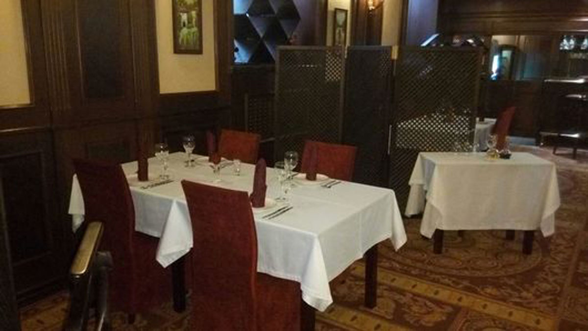 Зал на 80 человек — Сербия