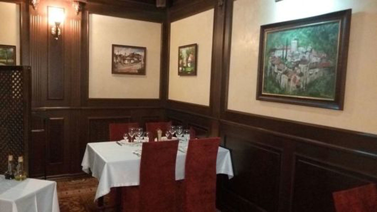 Зал на 80 человек — Сербия