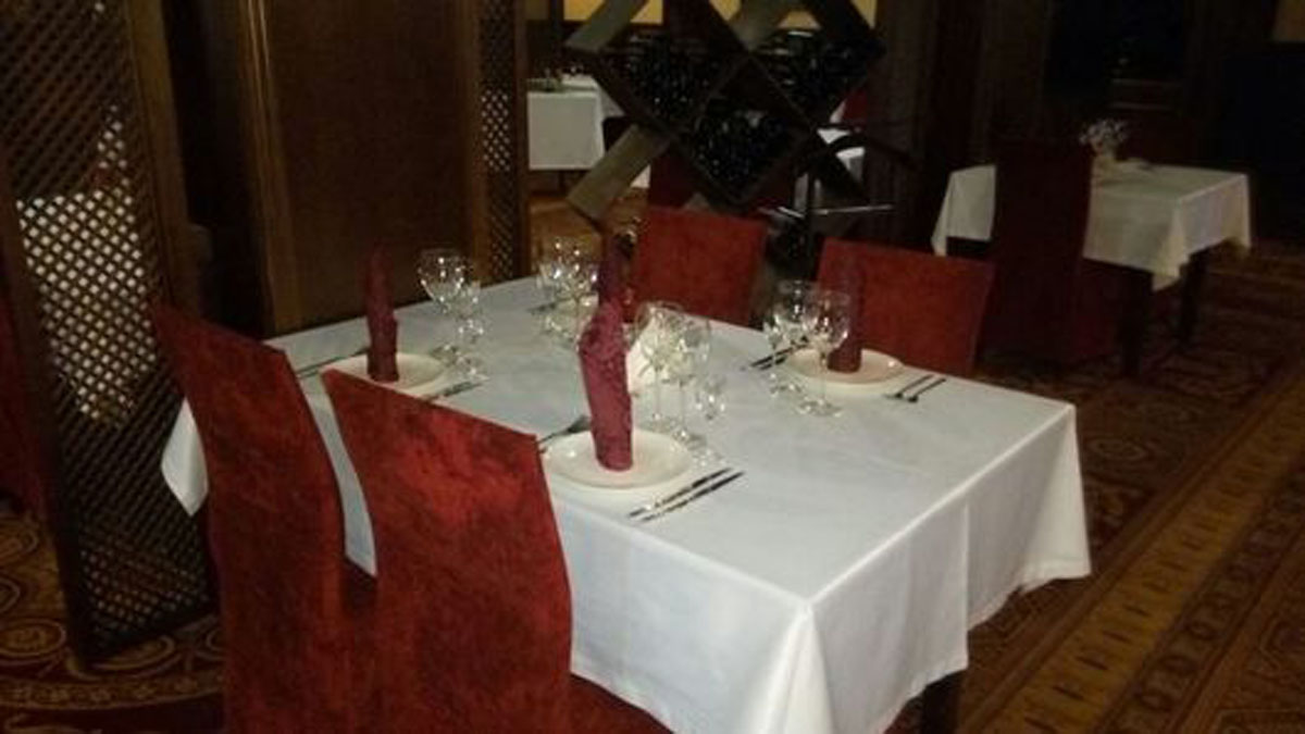 Зал на 80 человек — Сербия