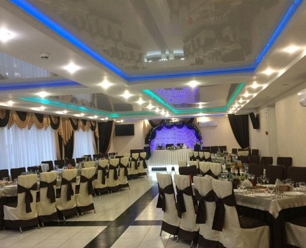 Зал на 130 человек