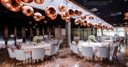 Ресторан MEAT&MORE — подробнее о зале